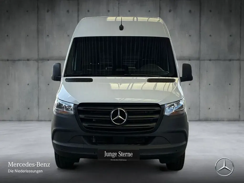 Gebraucht Mercedes Sprinter 170 PS (125 kW) 2025 Weiß Van