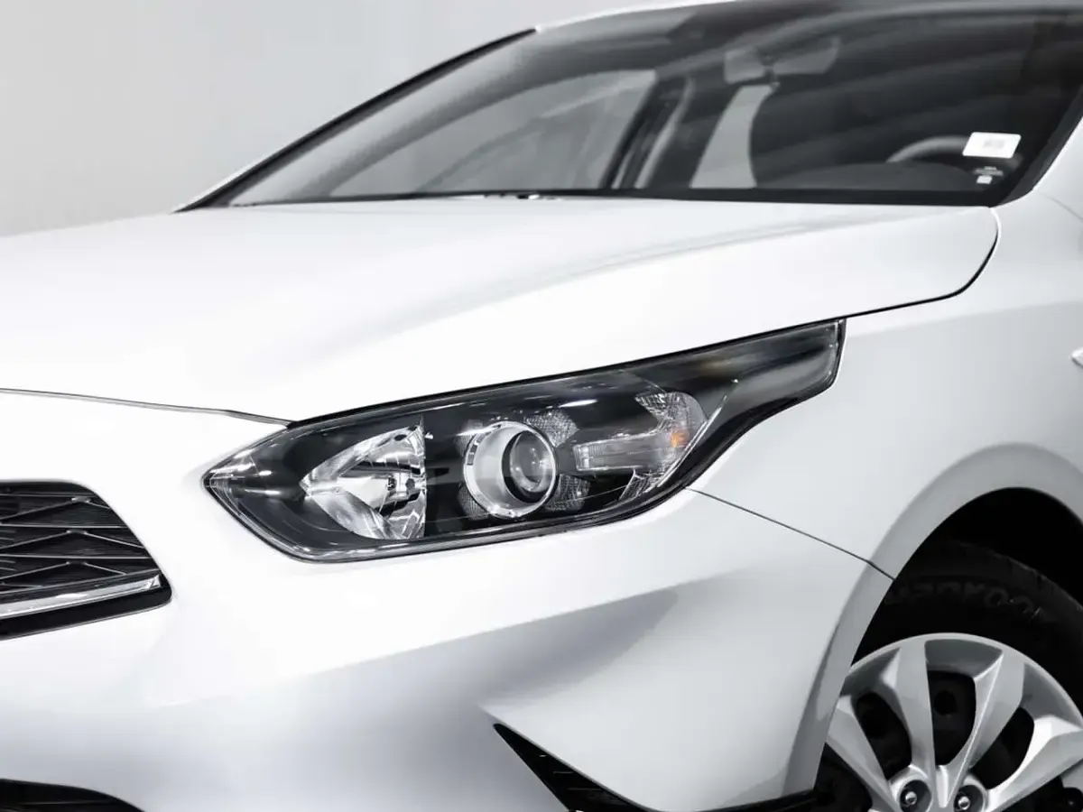 Gebraucht Kia Ceed Edition 7 101 PS (74 kW) 2024 Silber Kleinwagen