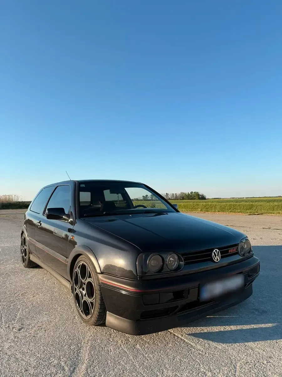 Używany VW Golf Edition 150 KM (110 kW) 1995 Czarny Coupe