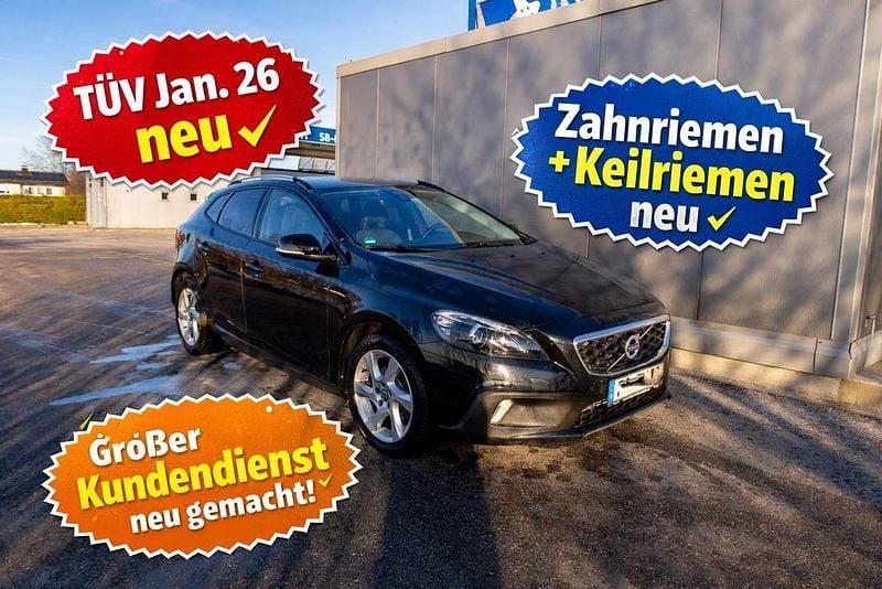 Schwarz Gebraucht 2015 Volvo V40 CC Kombi | 12.300 € (Fairer Preis) - Bild 1/4