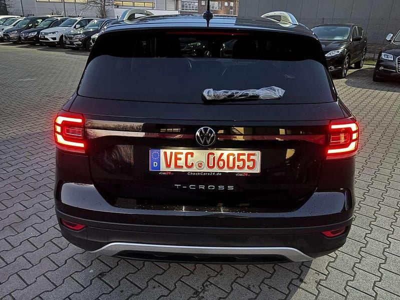 Gebraucht VW T-Cross Style 110 PS (80 kW) 2024 Deep black perleffekt SUV