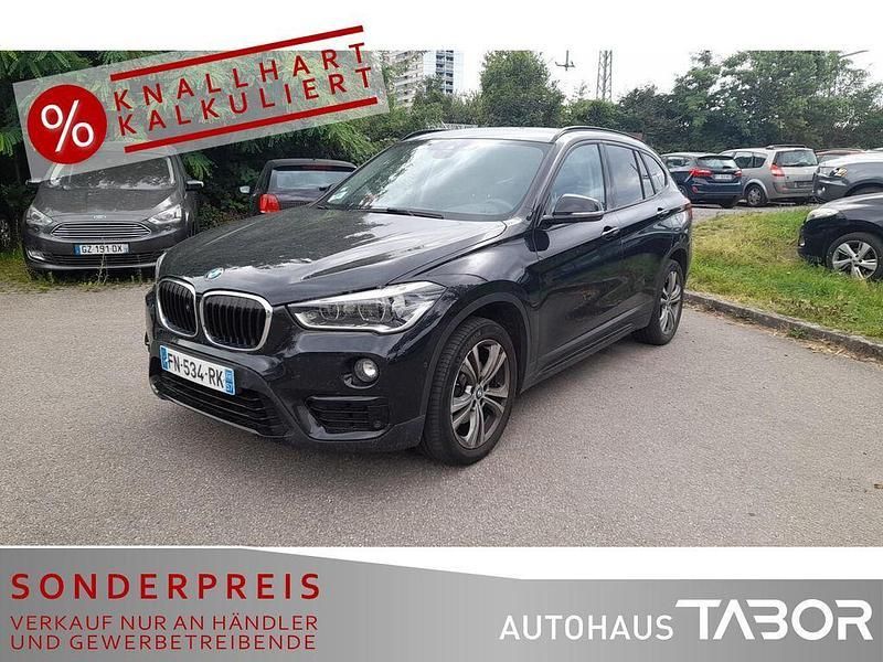 Black sapphire metallic Gebraucht 2016 BMW X1 Sport Line SUV | 11.485 € (Superpreis) - Bild 1/4