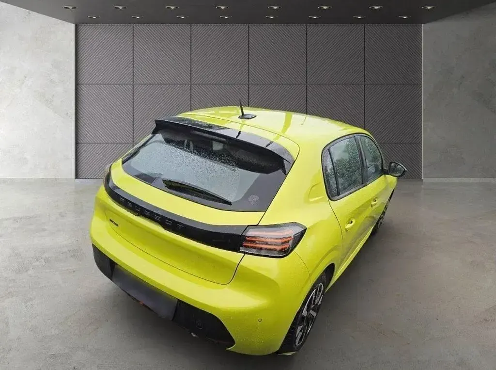 Gebraucht Peugeot 208 Active 75 PS (55 kW) 2024 Gelb Kleinwagen