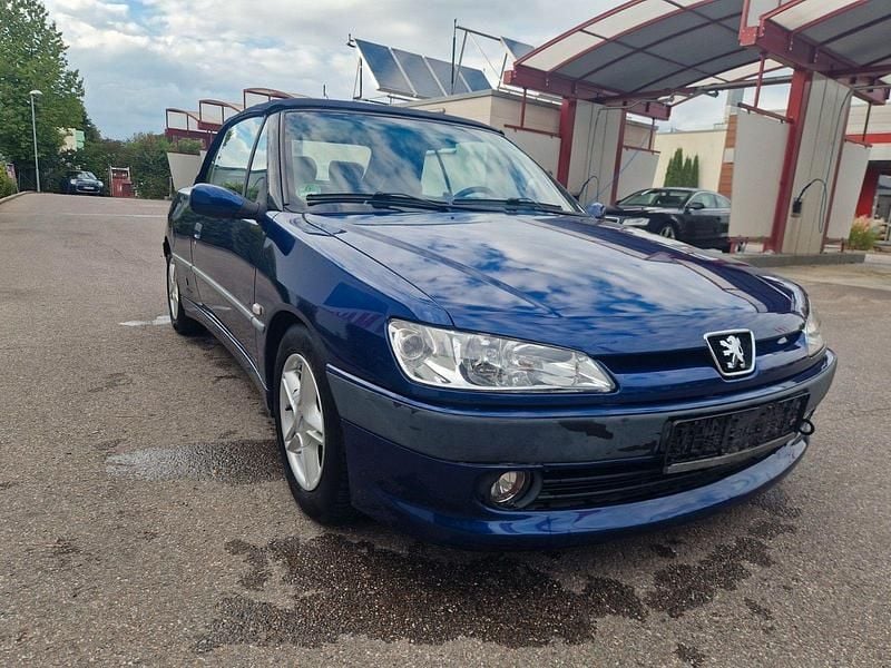 Blau Gebraucht 2000 Peugeot 306 Cabriolet Cabrio | 1.690 € (Superpreis) - Bild 1/4