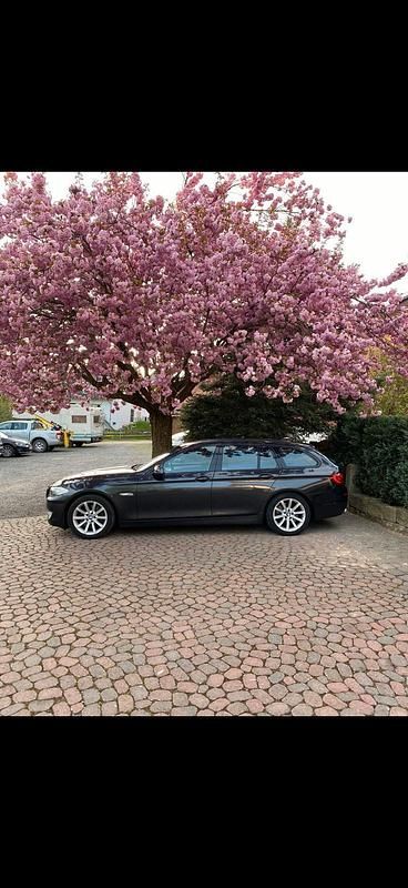 Grau Gebraucht 2011 BMW 535 Shadowline Kombi | 17.000 € (Fairer Preis) - Bild 1/4