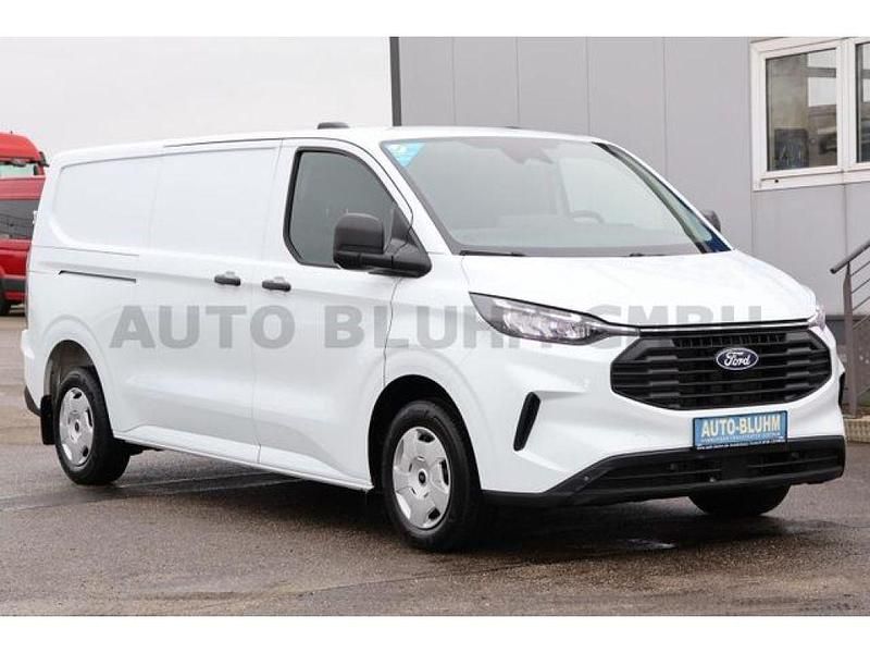 Gebraucht Ford Transit Custom 136 PS (100 kW) 2024 Frostweiß (metallic) Van