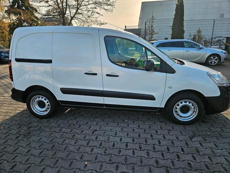 Gebraucht Peugeot Partner 2016 Van / Kleinbus