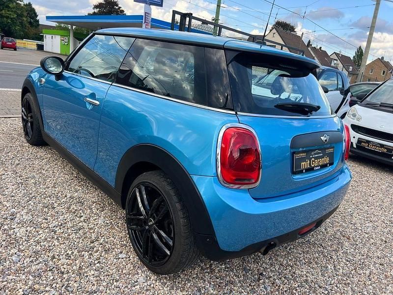 Gebraucht Mini ONE 75 PS (55 kW) 2016 Blau Kleinwagen