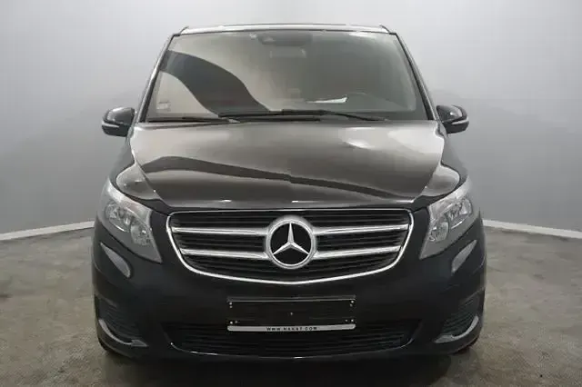 Gebraucht Mercedes V220 Edition 163 PS (119 kW) 2014 Schwarz Van / Kleinbus