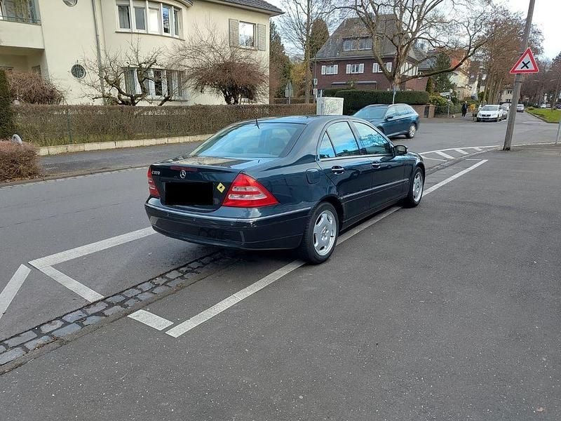 Gebraucht Mercedes C320 Elegance 218 PS (160 kW) 2003 Blau Limousine