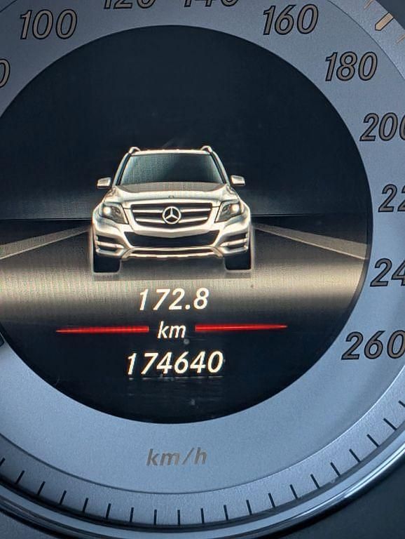 Gebraucht Mercedes GLK220 170 PS (125 kW) 2012 Grau SUV