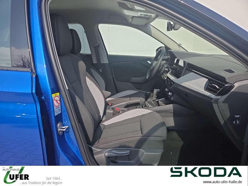 Neu Skoda Kamiq Comfort 116 PS (85 kW) 2026 Raceblau metallic SUV