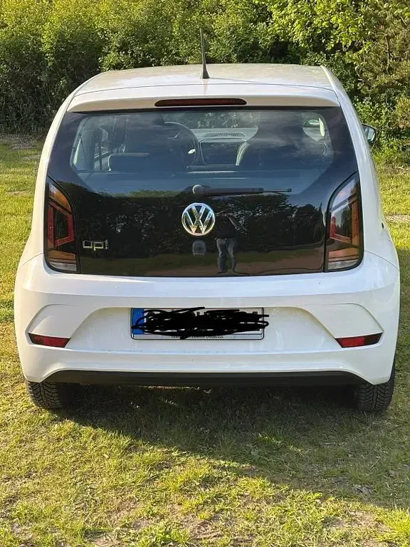Gebraucht VW up! move up! 75 PS (55 kW) 2019 Weiß Kleinwagen