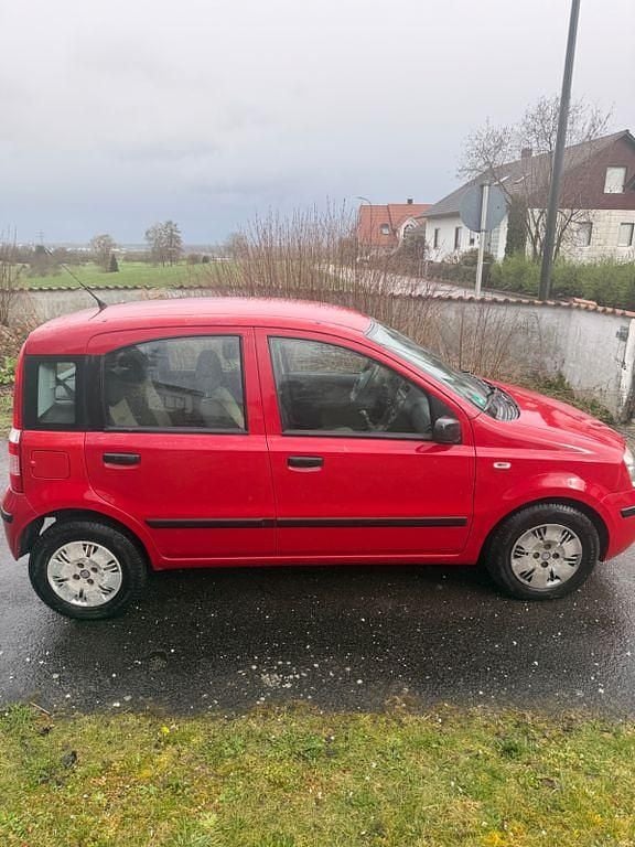 Gebraucht Fiat Panda 60 PS (44 kW) 2009 Rot Kleinwagen