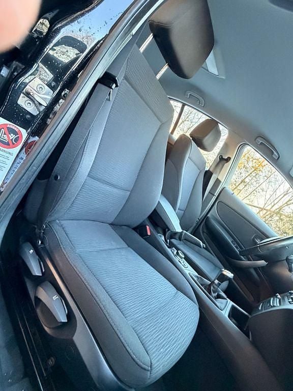 Gebraucht BMW 116 Sport Line 116 PS (85 kW) 2009 Schwarz Kleinwagen