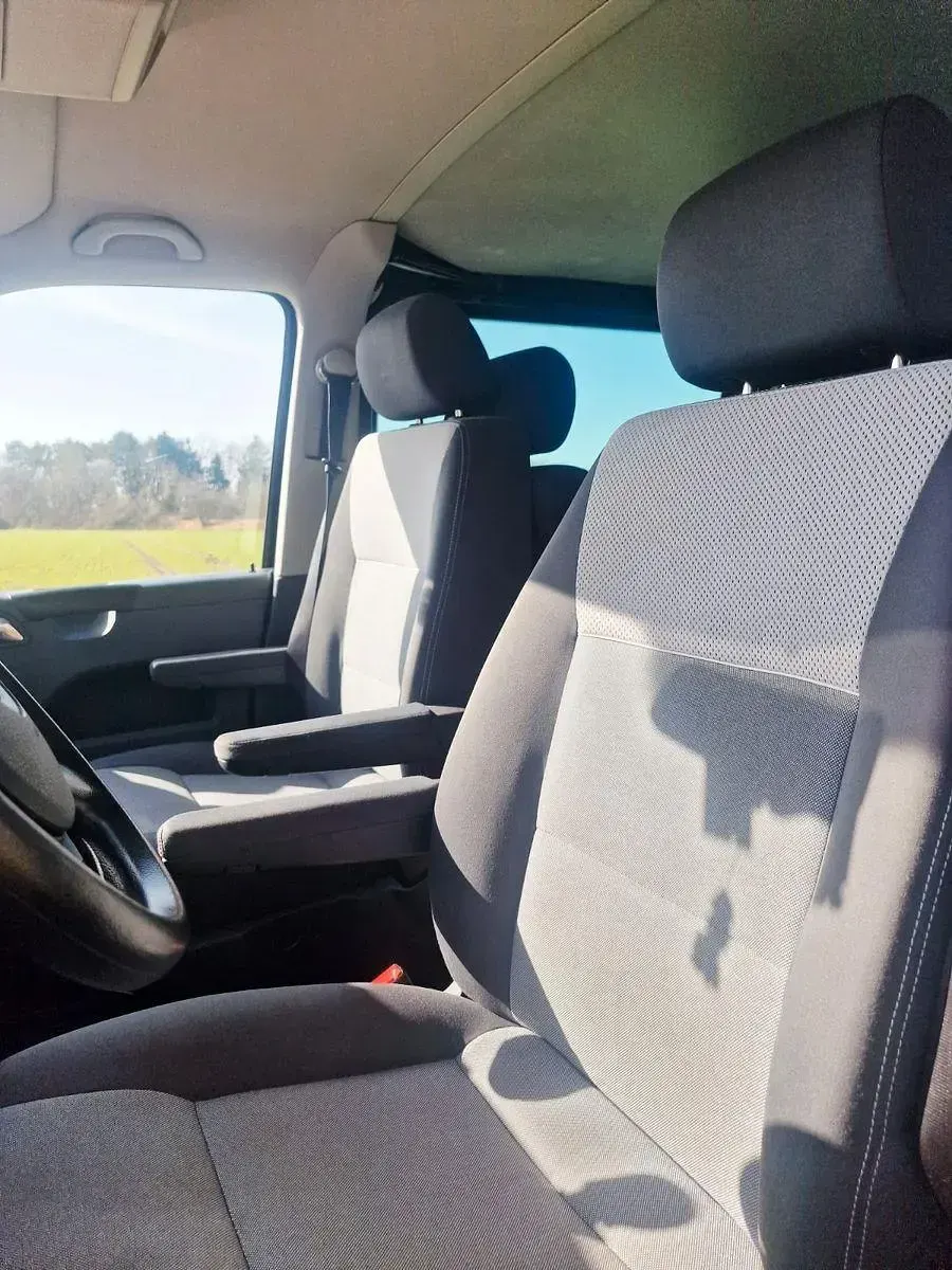 Gebraucht VW Multivan 131 PS (96 kW) 2009 Schwarz Van / Kleinbus