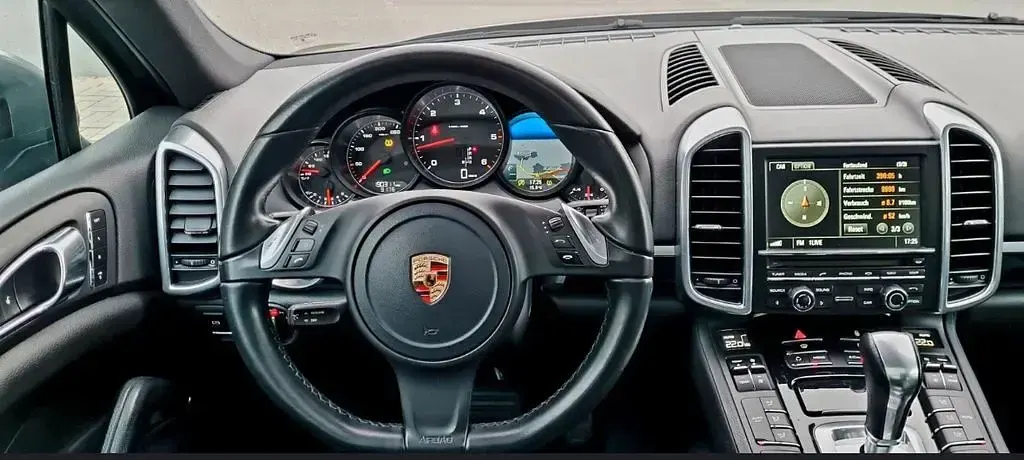Gebraucht Porsche Cayenne 245 PS (180 kW) 2013 Schwarz SUV