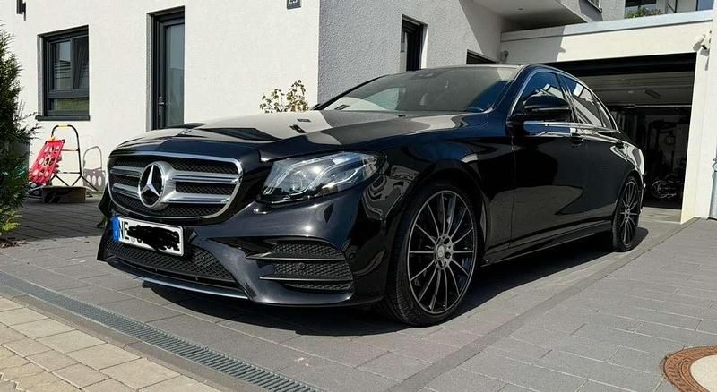 Gebraucht Mercedes E200 Business 184 PS (135 kW) 2016 Kombi