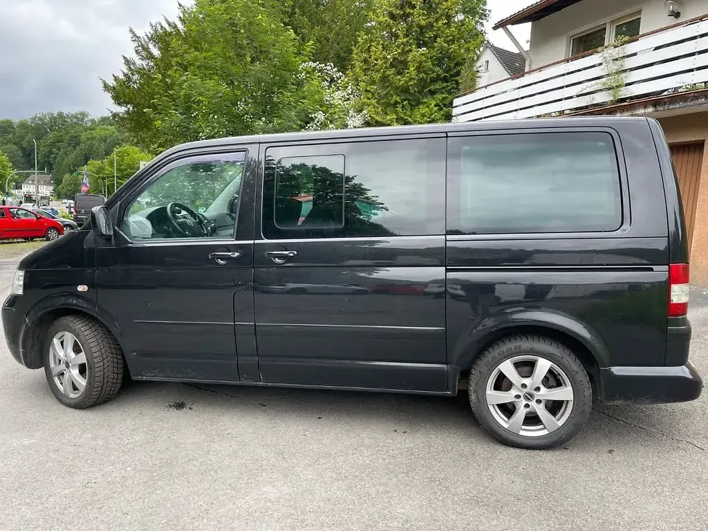Gebraucht VW Multivan Comfortline 174 PS (127 kW) 2008 Schwarz Van / Kleinbus