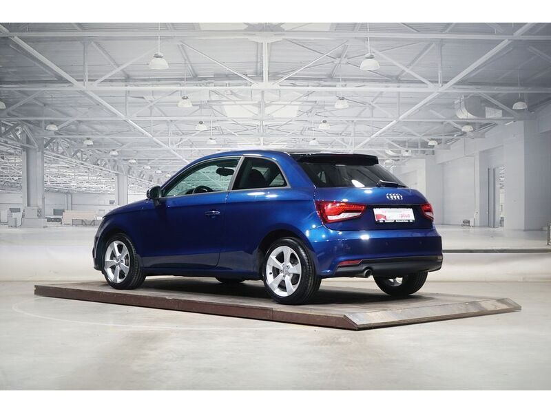 Gebraucht Audi A1 Sport 95 PS (69 kW) 2017 Scubablau metallic Kleinwagen