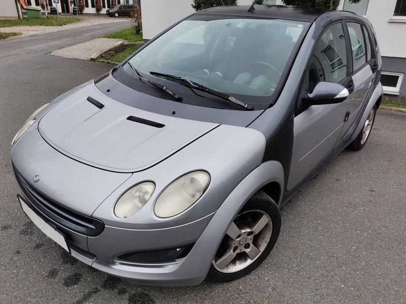 Silber Gebraucht 2004 Smart ForFour Kleinwagen | 599 € (Superpreis) - Bild 1/4
