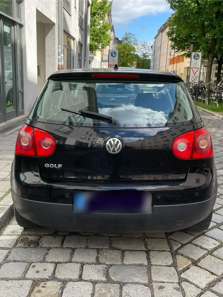 Gebraucht VW Golf V 105 PS (77 kW) 2006 Schwarz Kleinwagen