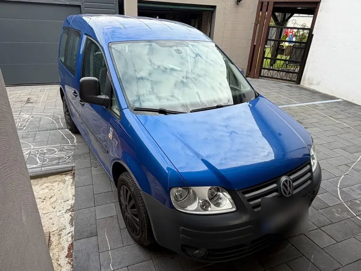 Gebraucht VW Caddy Style 80 PS (58 kW) 2009 Blau Van / Kleinbus