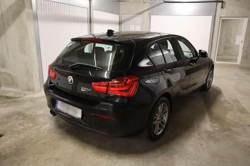 Gebraucht BMW 120 Sport Line 190 PS (139 kW) 2017 Kleinwagen