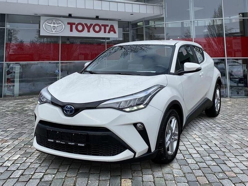 Gebraucht Toyota C-HR 122 PS (89 kW) 2023 Schneweiß SUV