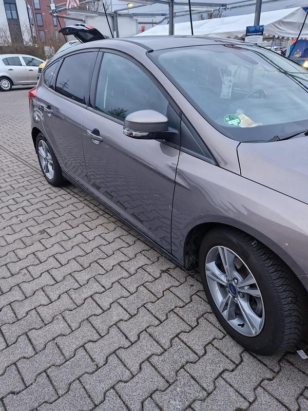 Usata Ford Focus 100 CV (73 kW) 2016 Utilitaria