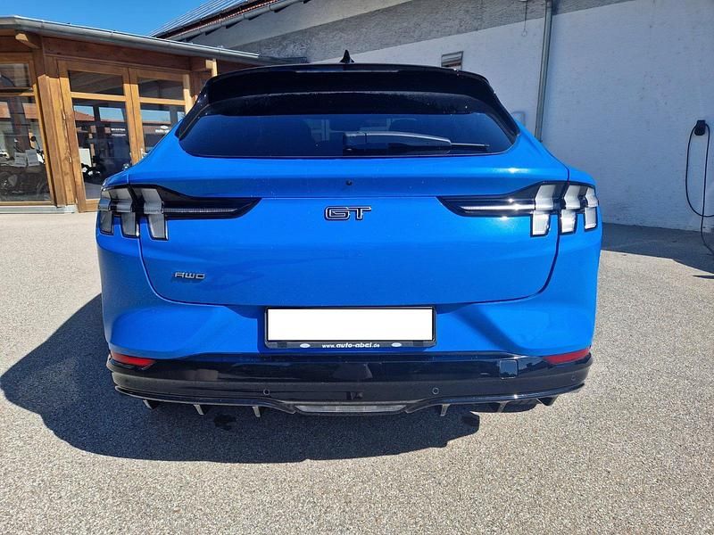 Gebraucht Ford Mustang Mach-E GT 358 kW (487 PS) 2022 Blau SUV
