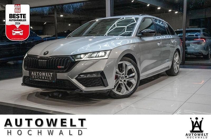 Silber Gebraucht 2022 Skoda Octavia RS Kombi | 27.320 € (Fairer Preis) - Bild 1/4