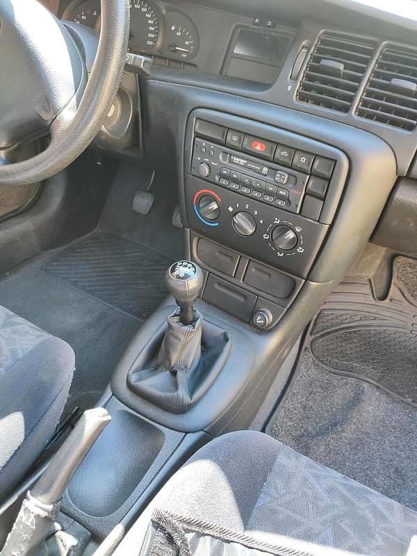 Usata Opel Vectra 1998 Berlina