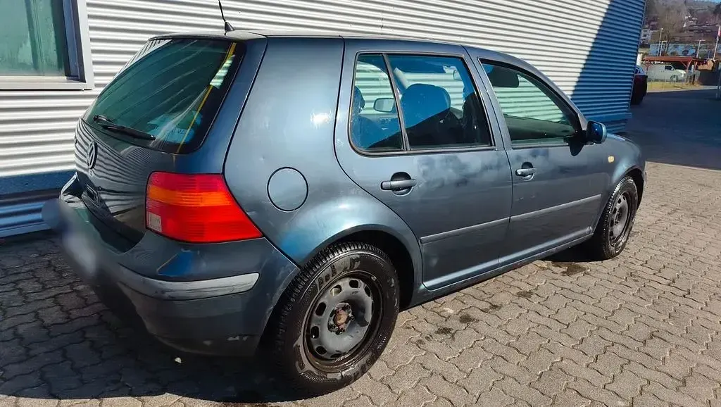 Gebraucht VW Golf III Basis 75 PS (55 kW) 1999 Grau Limousine