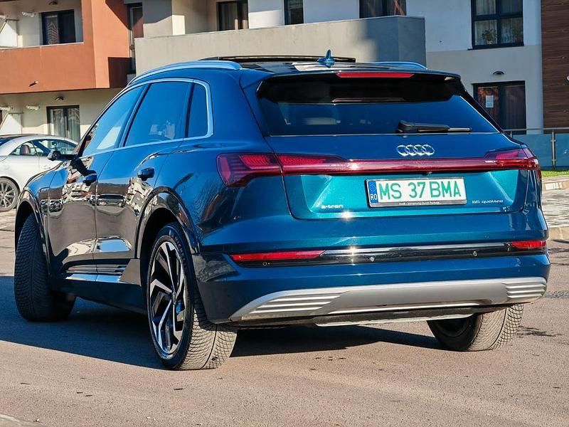 Gebraucht Audi e-tron Advanced 300 kW (408 PS) 2021 Blau SUV