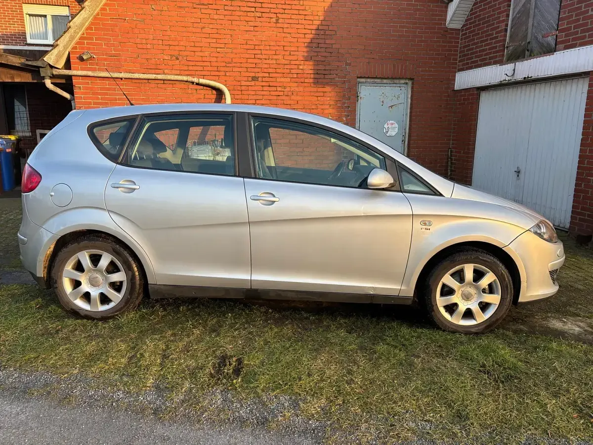 Gebraucht Seat Altea 149 PS (109 kW) 2006 Grau Van / Kleinbus