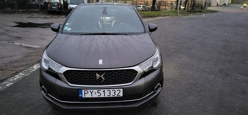 Grau Gebraucht 2017 DS Automobiles DS4 Business Class Limousine | 6.789 € (Fairer Preis) - Bild 1/4