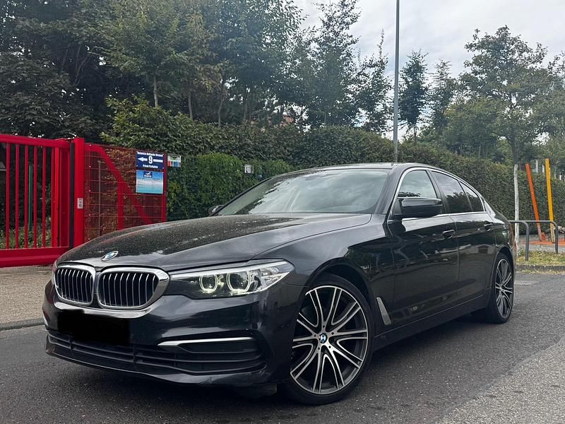 Gebraucht 2019 BMW 518 Limousine | 15.800 € - Bild 1/4