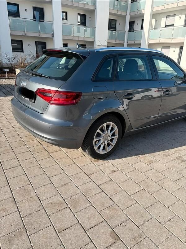 Gebraucht Audi A3 125 PS (91 kW) 2014 Grau Limousine