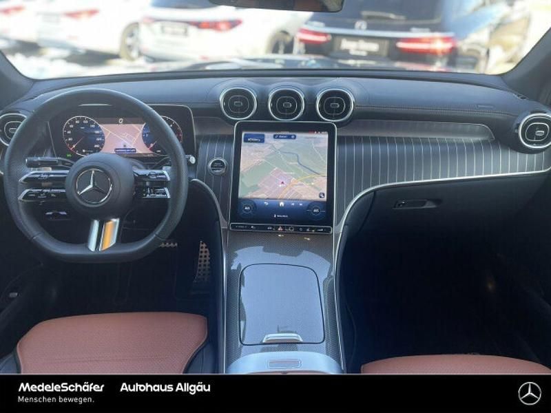 Gebraucht Mercedes GLC220 AMG 197 PS (144 kW) 2025 Lack graphitgrau (metallic) Coupé