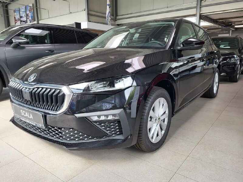 Schwarz Gebraucht 2024 Skoda Scala Selection Kleinwagen | 22.990 € (Fairer Preis) - Bild 1/4
