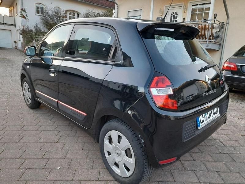 Gebraucht Renault Twingo Dynamique 71 PS (52 kW) 2015 Schwarz Kleinwagen