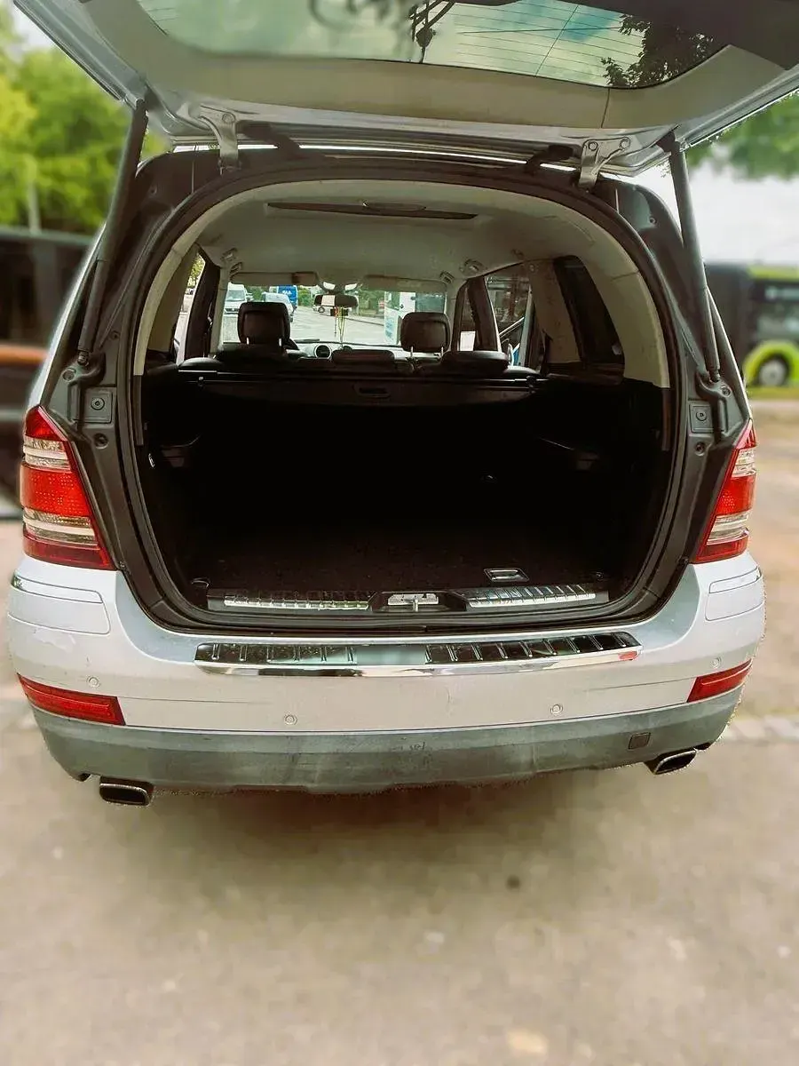 Gebraucht Mercedes 320 226 PS (166 kW) 2009 Grau SUV