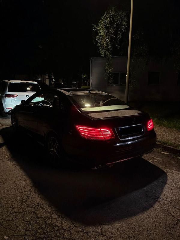 Gebraucht Mercedes E200 AMG 184 PS (135 kW) 2014 Schwarz Coupé