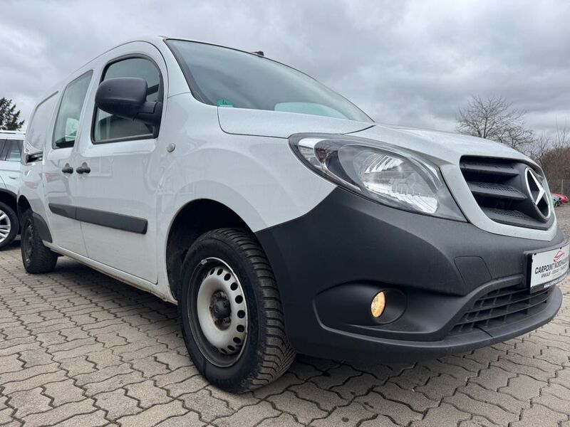 Weiß Gebraucht 2019 Mercedes Citan 109 Limousine | 9.699 € (Fairer Preis) - Bild 1/4
