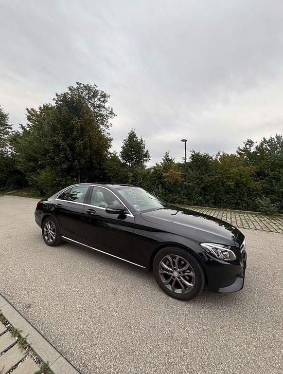 Gebraucht Mercedes C200 Edition 184 PS (135 kW) 2016 Schwarz Limousine
