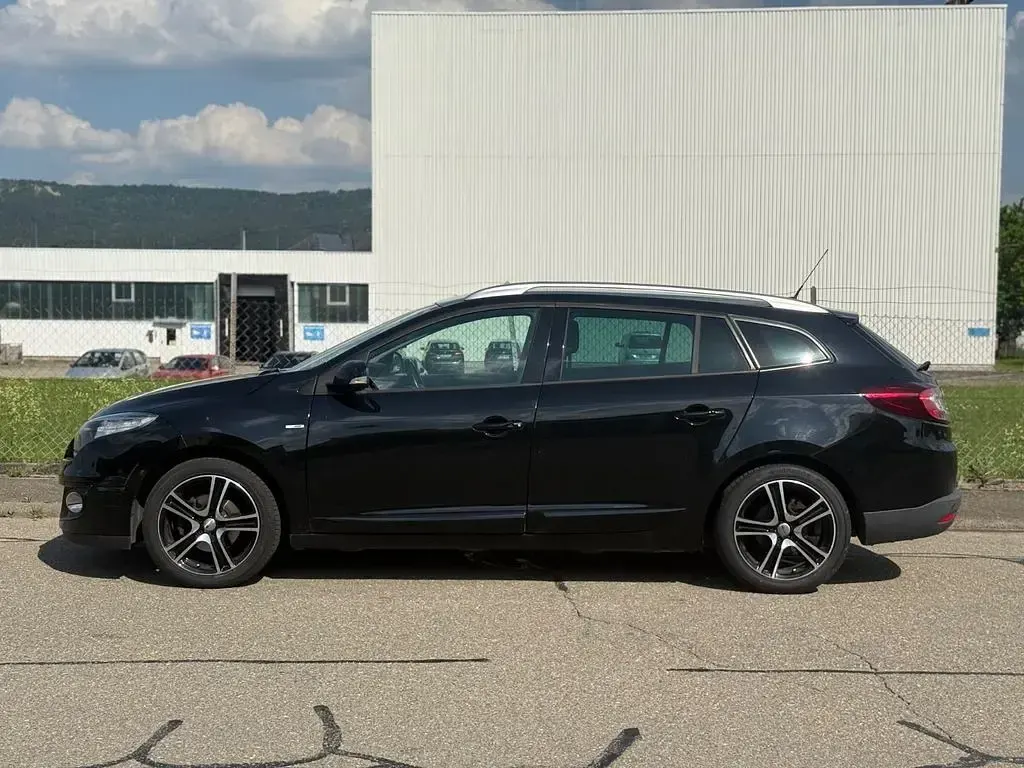Gebraucht Renault Mégane Bose Edition 131 PS (96 kW) 2013 Schwarz Limousine