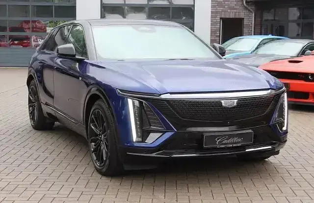 Gebraucht Cadillac LYRIQ 388 kW (528 PS) 2024 Blau SUV