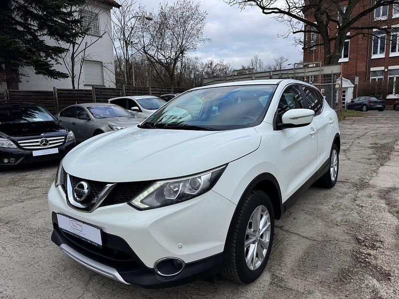 Weiß Gebraucht 2014 Nissan Qashqai Acenta+ SUV | 9.400 € (Etwas zu teuer) - Bild 1/4