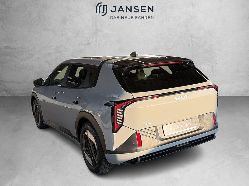 Neu Kia EV4 Earth 150 kW (204 PS) 2026 Grau Kleinwagen